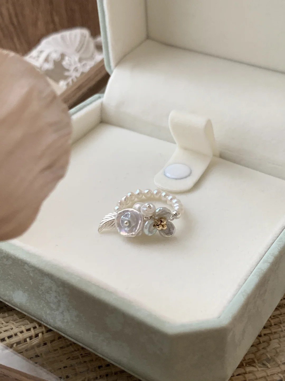 Petal Pearl Ring
