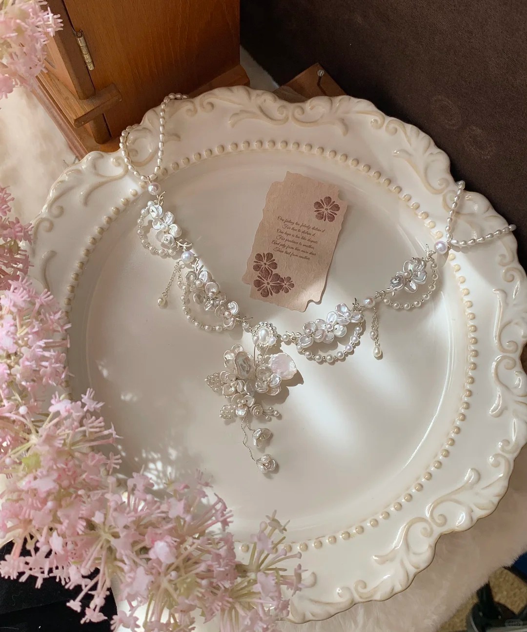 Natural Pearl Elegant and Noble Series Earrings and Necklaces