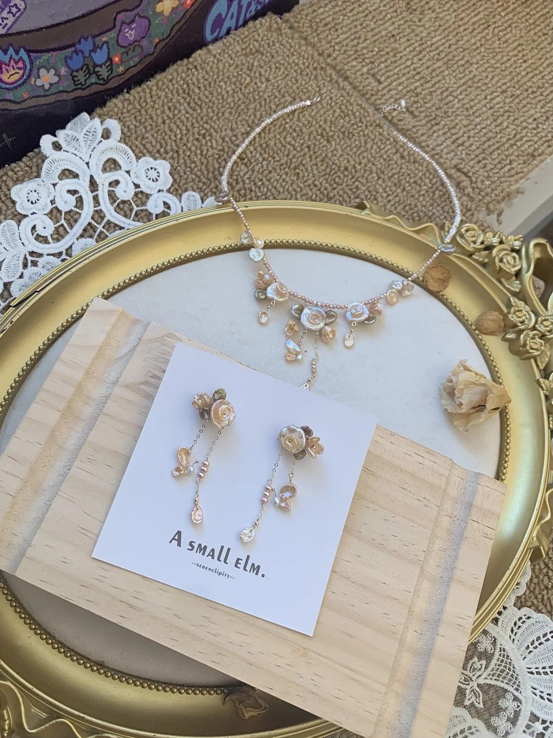 Rose Pearl Necklace