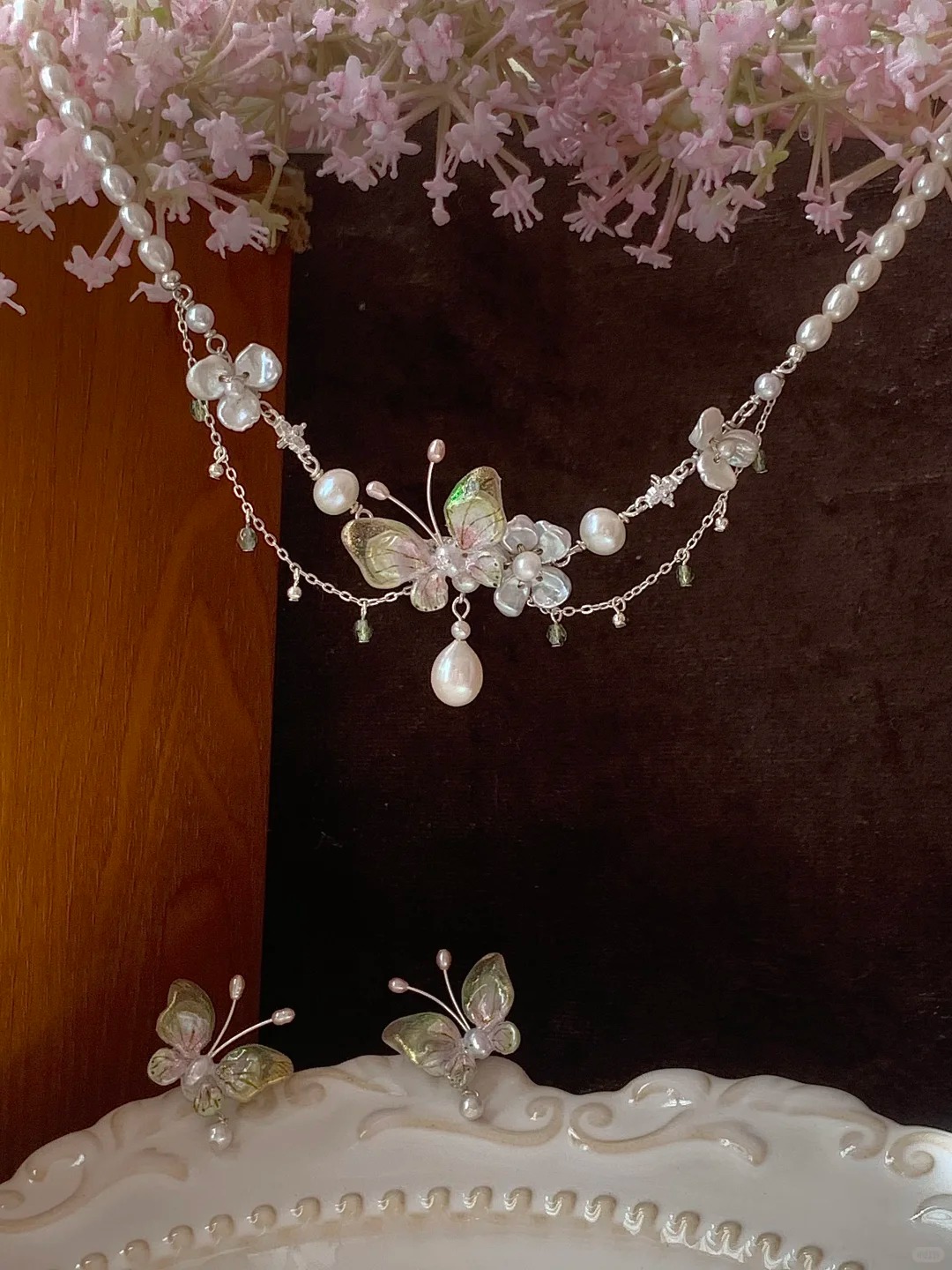 Natural You Pearl Butterfly Necklace Earrings