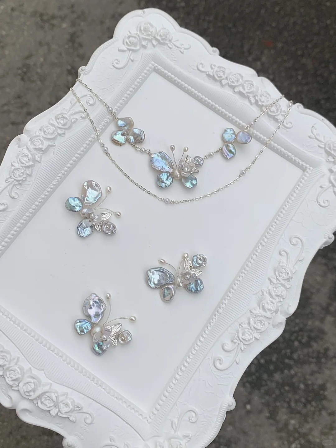 Double layer butterfly necklace