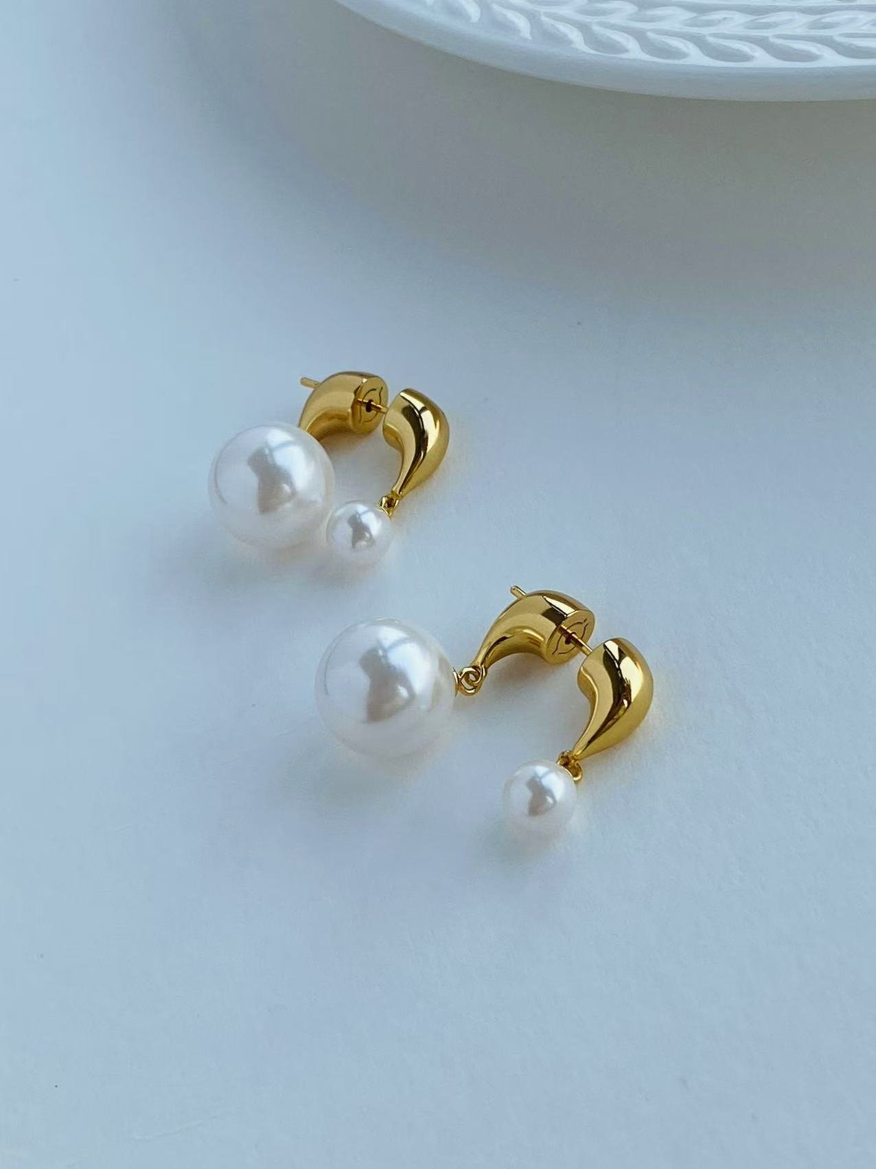 Pearl Earrings
