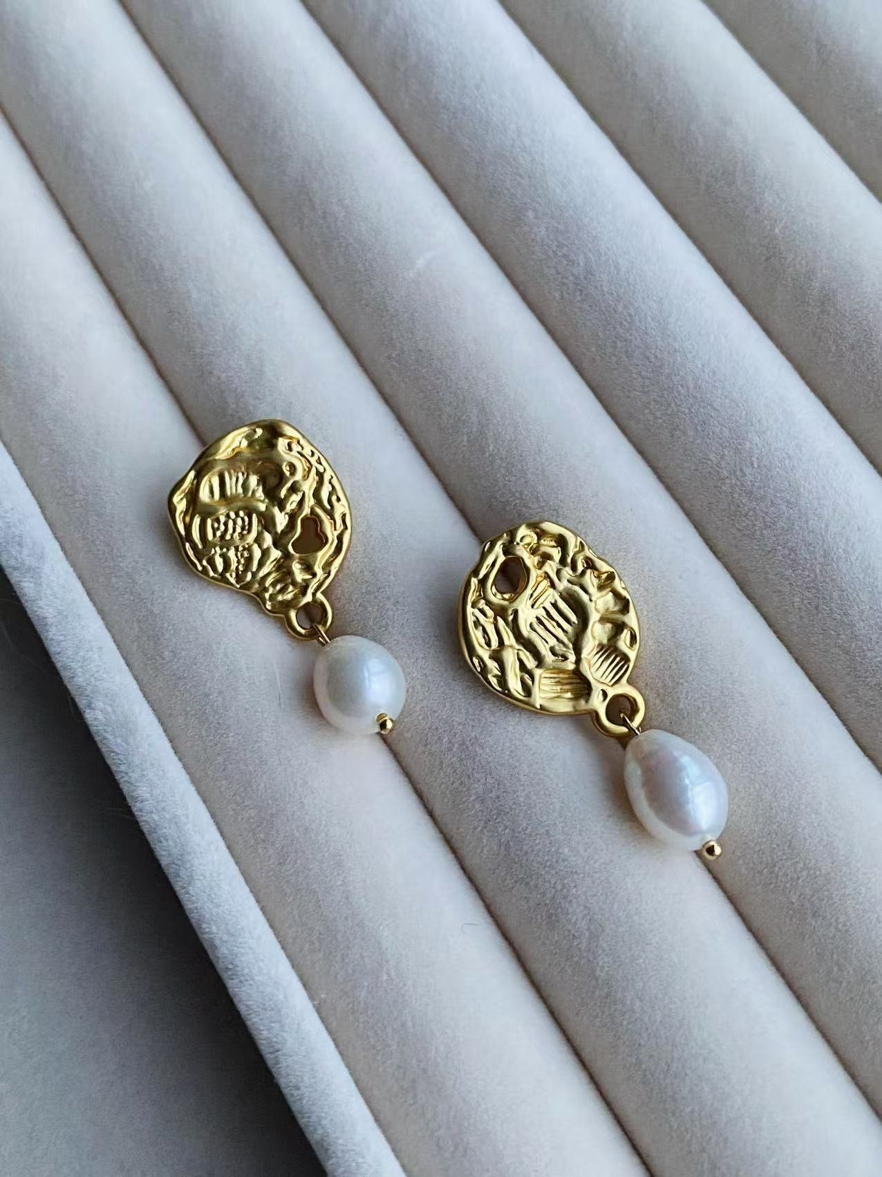 Pearl Earrings