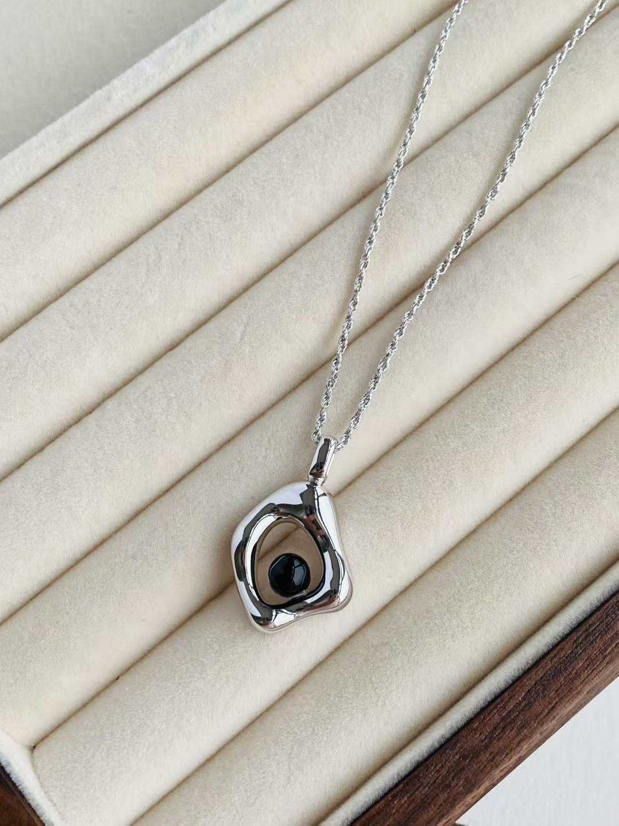 Agate Necklace