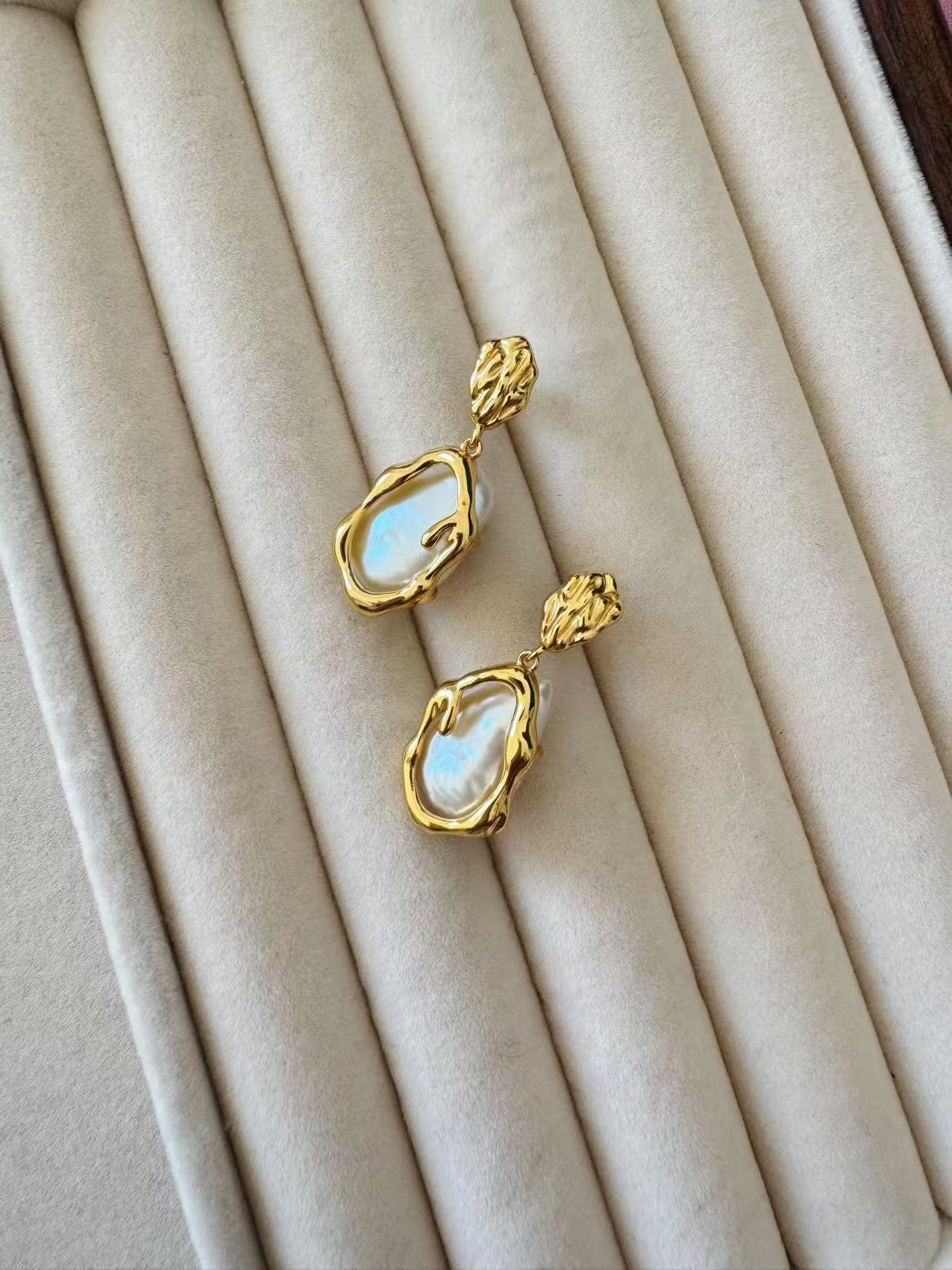 Baroque Pearl Earrings