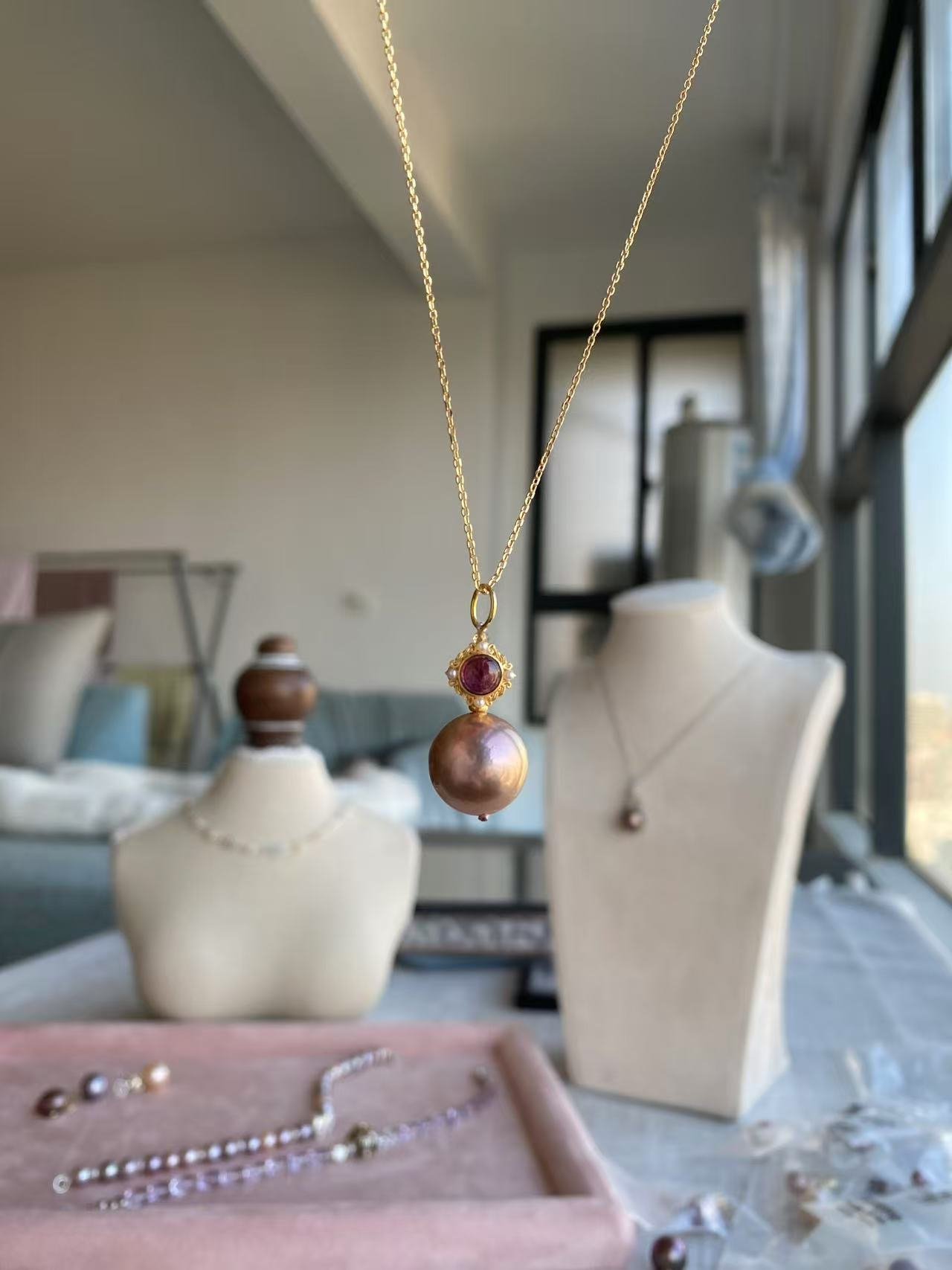 Pearl Pendant