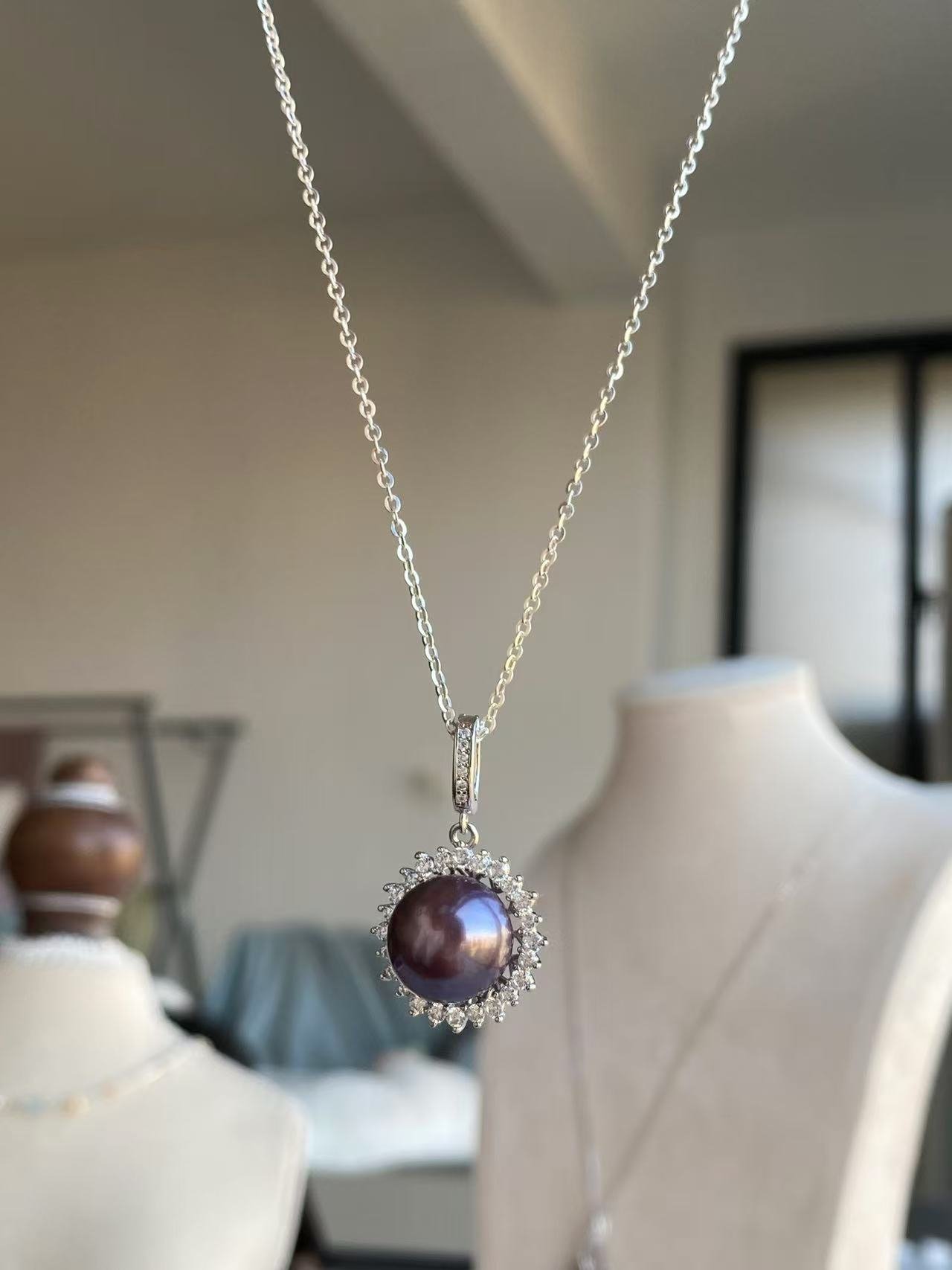 Pearl Pendant