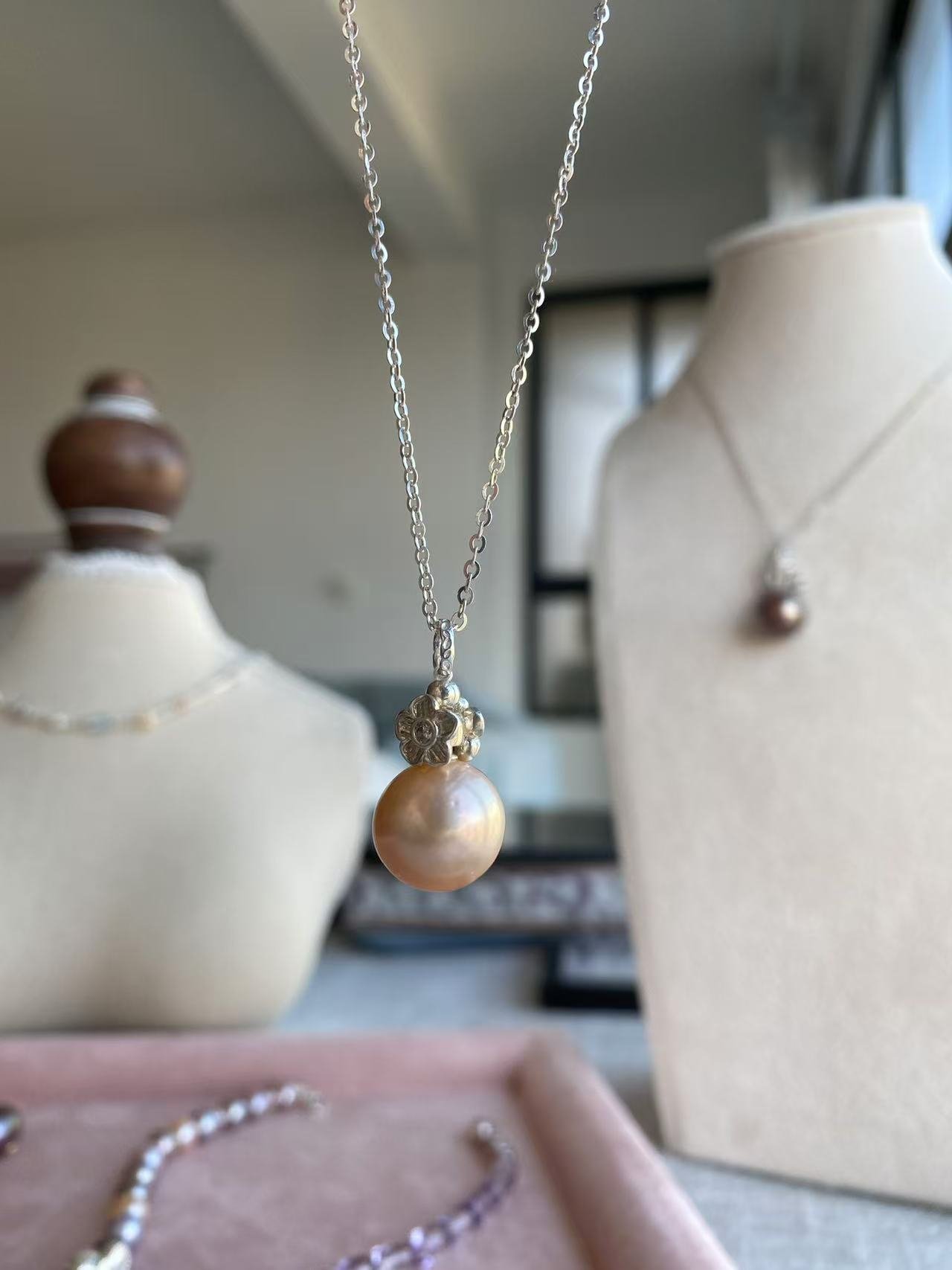 Pearl Pendant