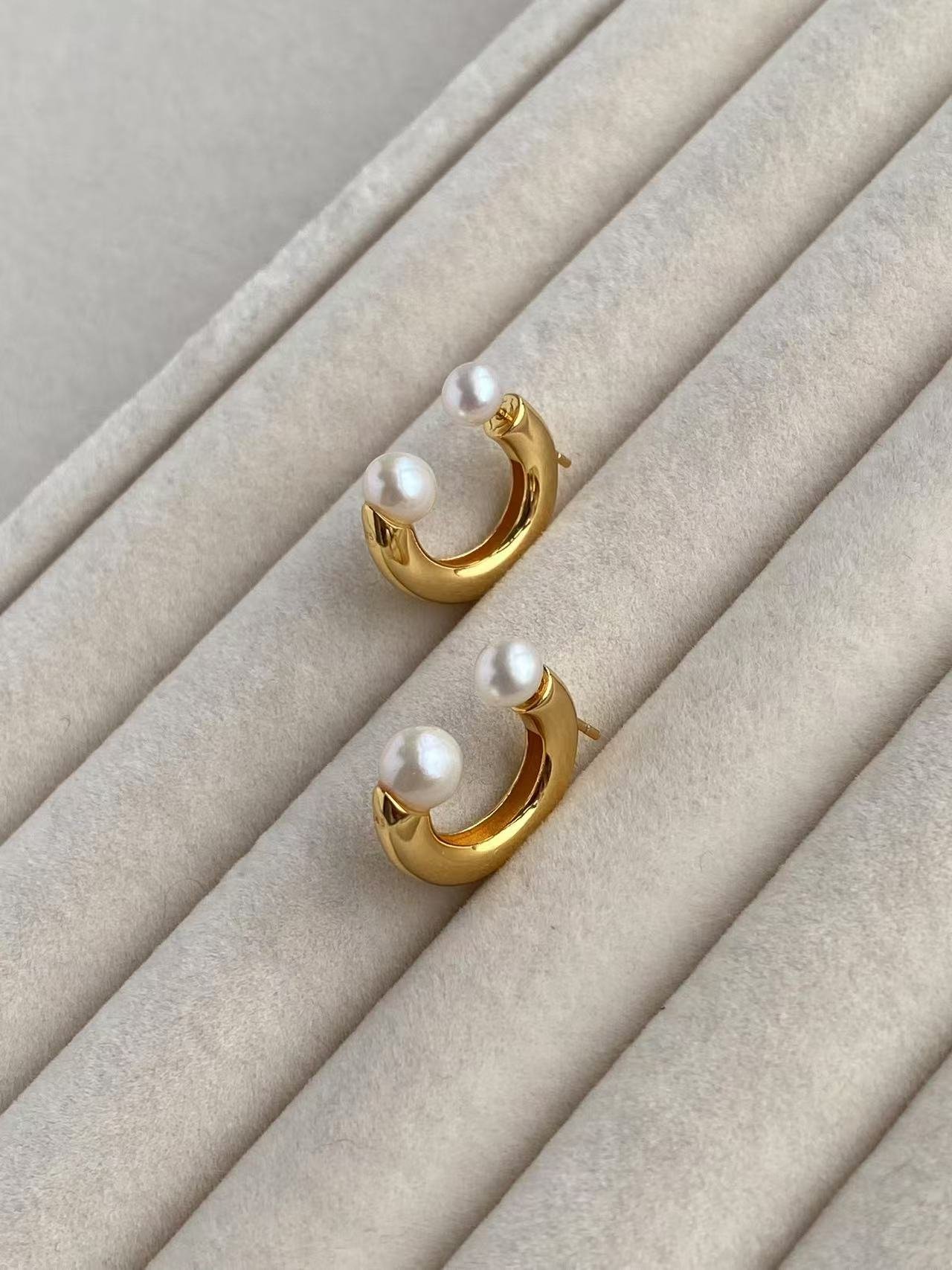 Pearl Earrings