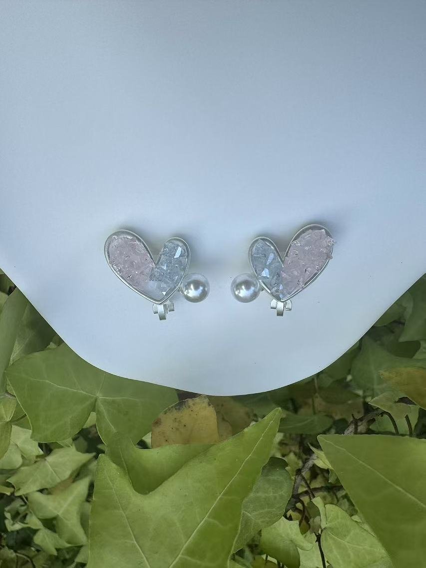 Heart-shaped earrings