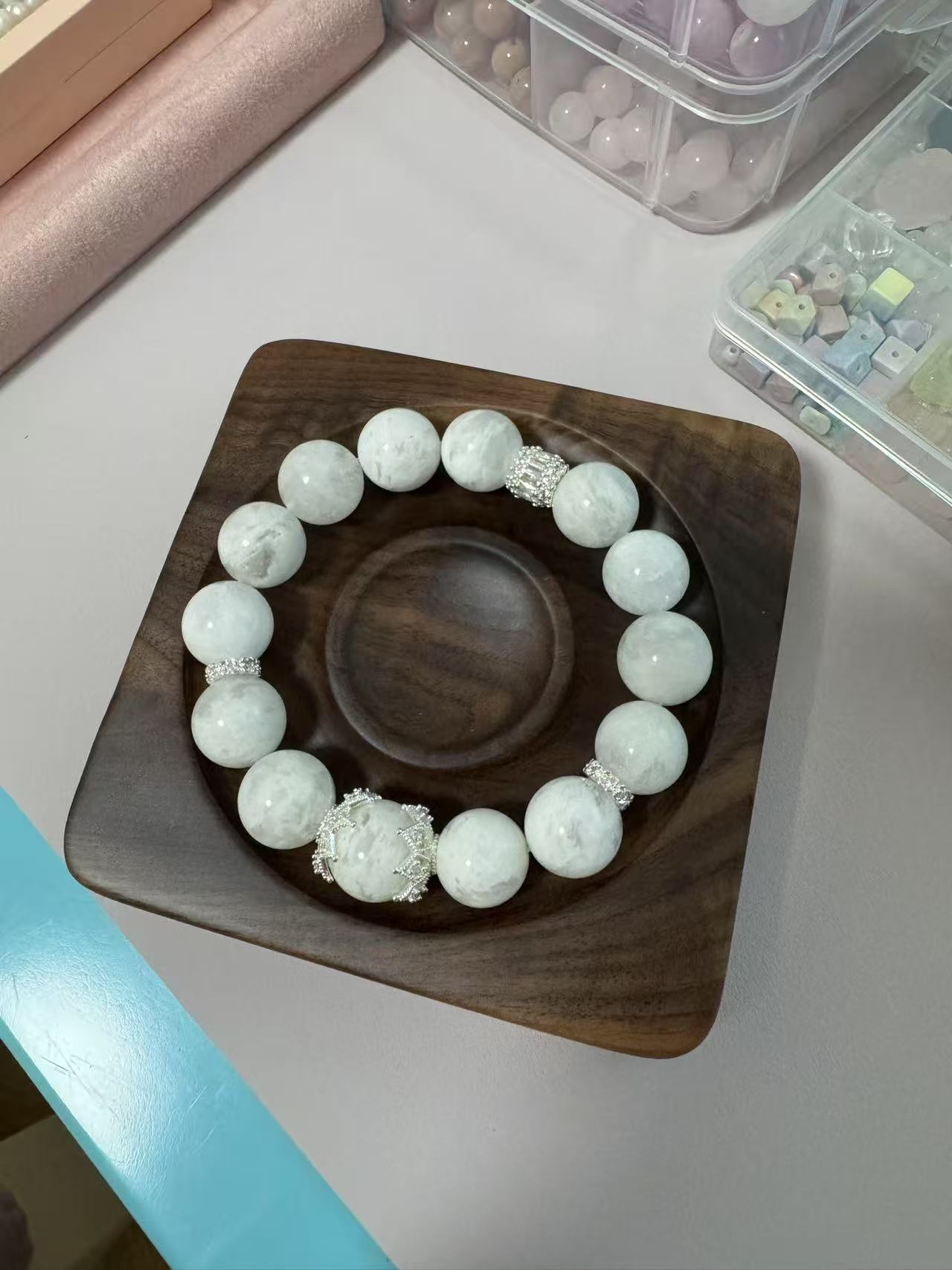 White Snowflake Ghost Crystal Bracelet