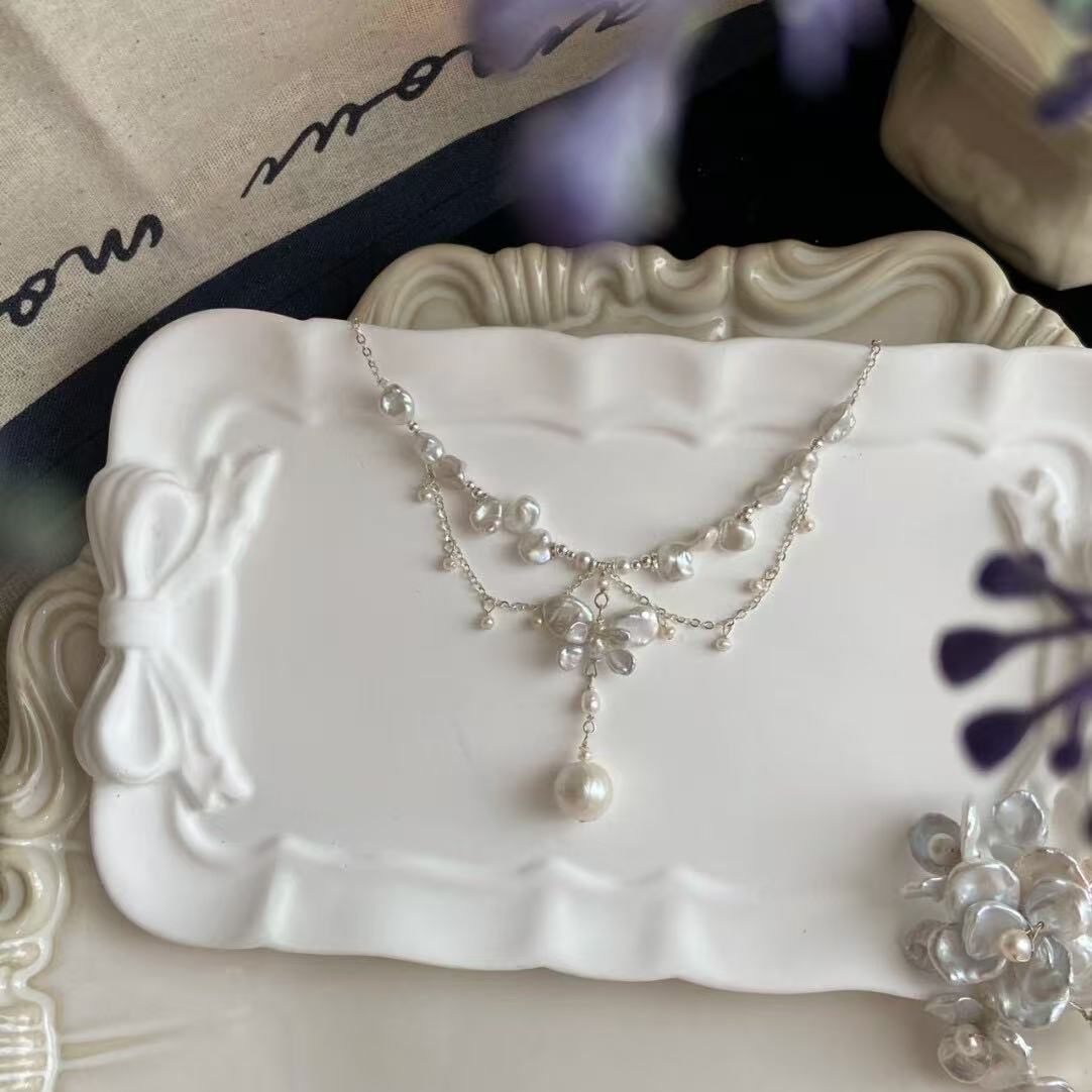 Butterfly Petal Pearl Necklace