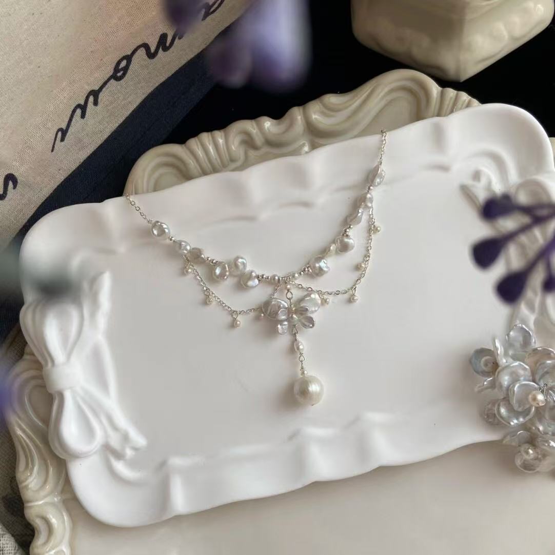 Butterfly Petal Pearl Necklace