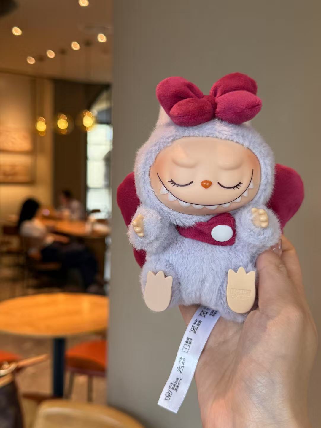 Rabbo with wings