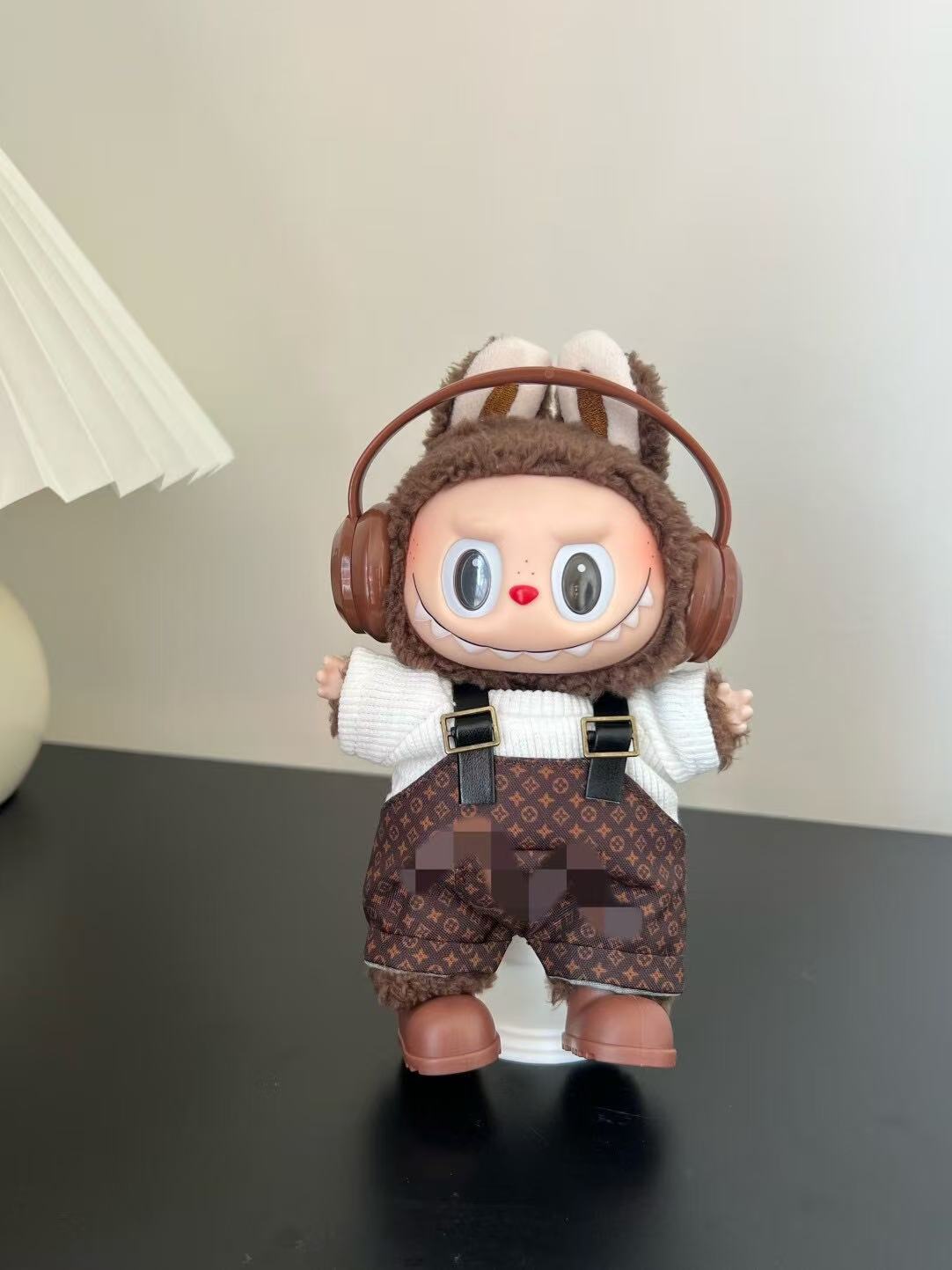 Labubu's LV suit