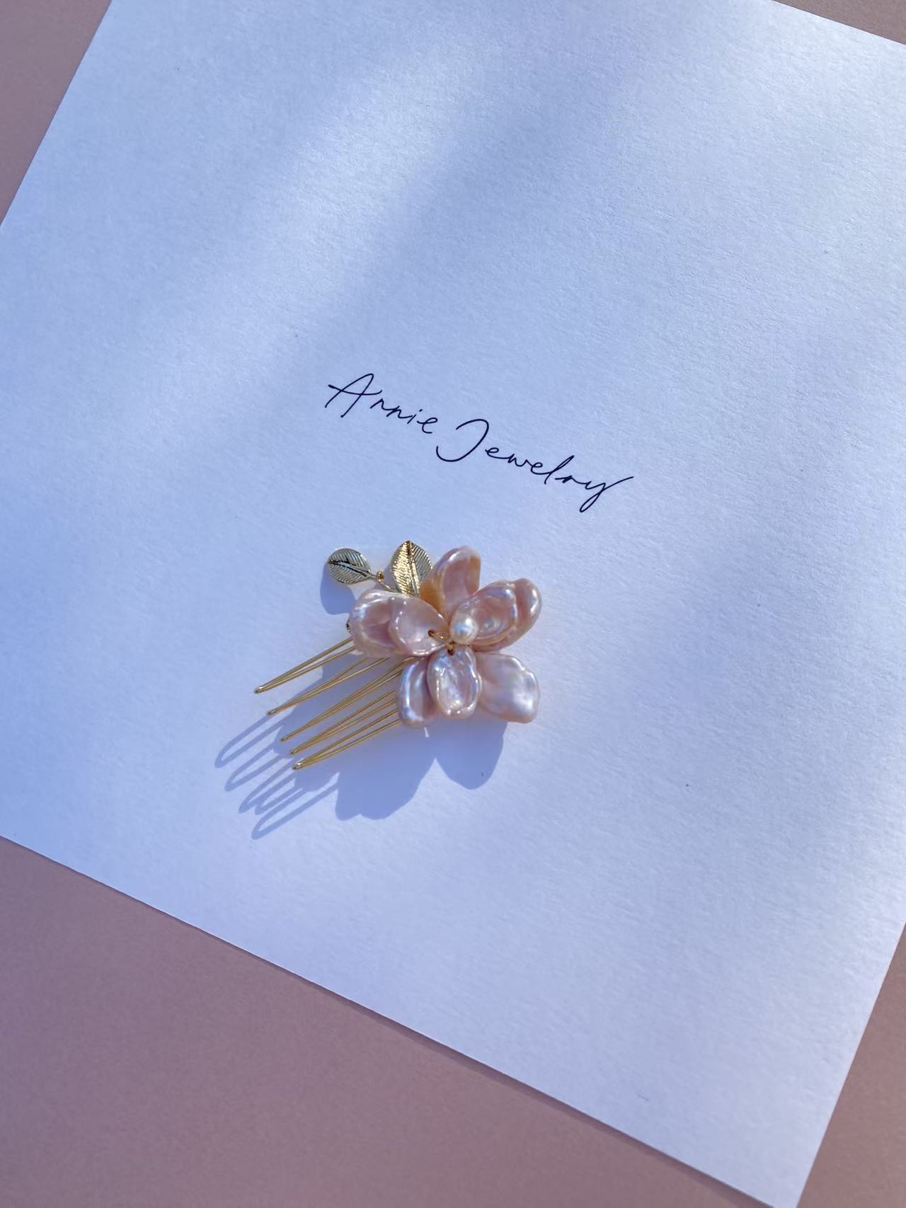 Petal Pearl Hair Comb