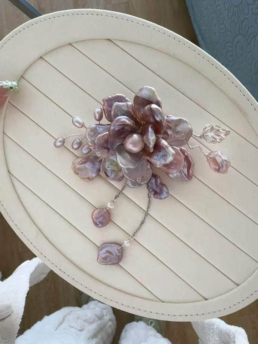 Large Petal Pearl Pendant Brooch