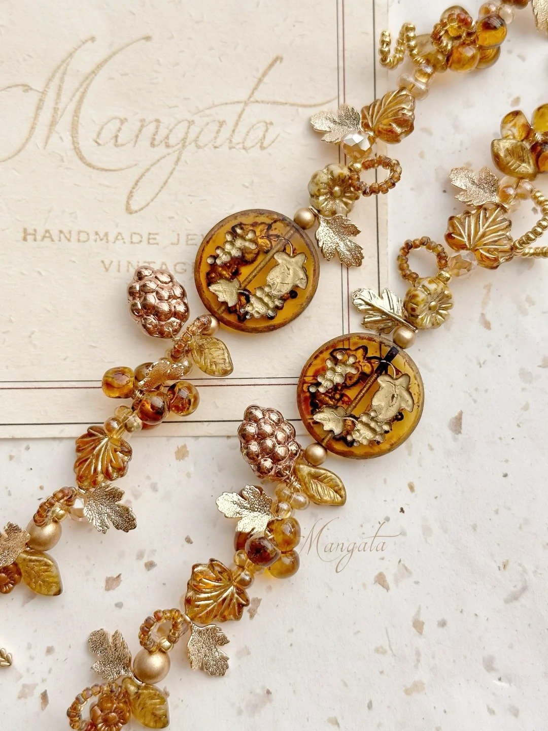 Gold vineyard bracelet